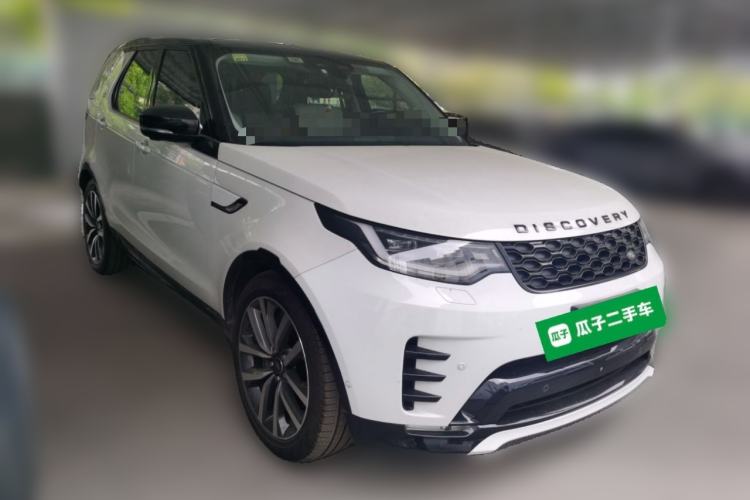 Used Land Rover Discovery 2021 360 PS R-Dynamic SE Front Right 45 Deg