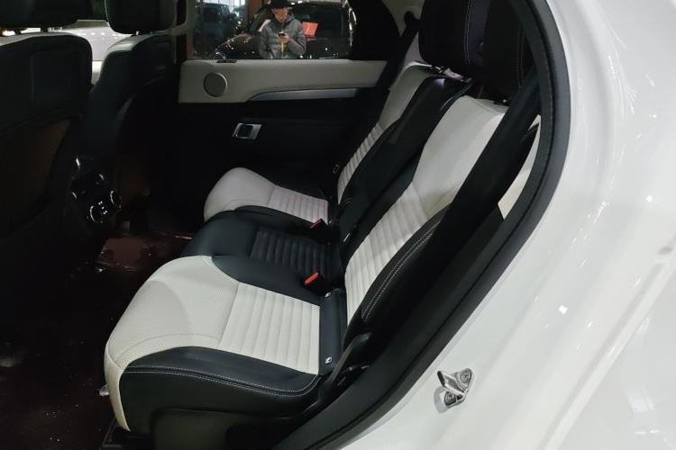 Used Land Rover Discovery 2021 360 PS R-Dynamic SE Left Rear Seat