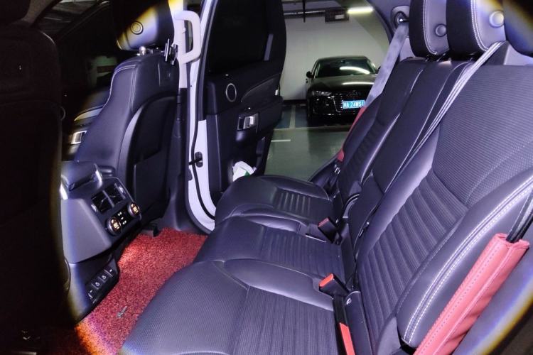 Used Land Rover Discovery 2021 360 PS R-Dynamic SE Left Rear Seat