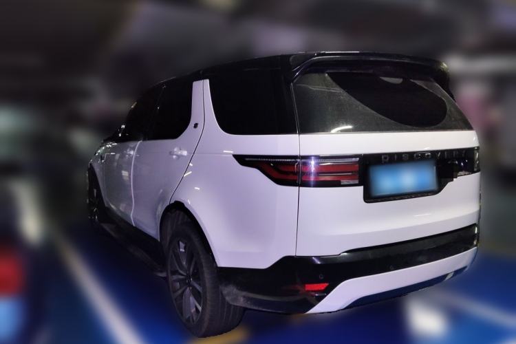 Used Land Rover Discovery 2021 360 PS R-Dynamic SE Rear Left 45 Deg