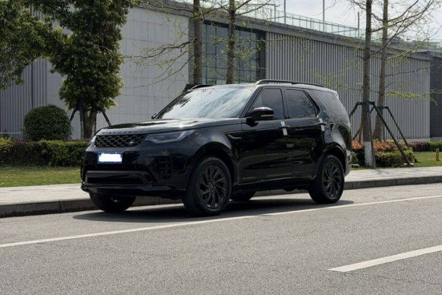 Used Land Rover Discovery 2023 Revised Version 360 PS R-Dynamic S