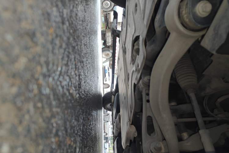 Used Land Rover Discovery 2023 360 PS R-Dynamic S Chassis Front Left