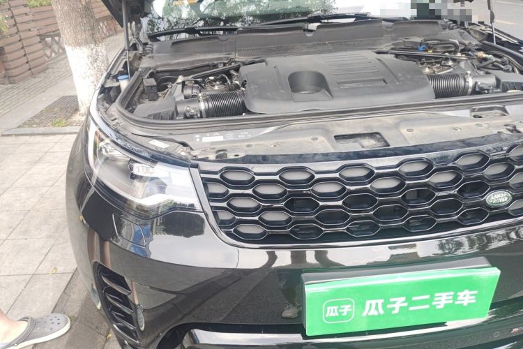 Used Land Rover Discovery 2023 Revised Version 360 PS R-Dynamic S Engine Bay Right
