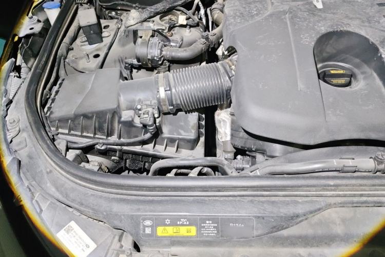 Used Land Rover Discovery 2023 360 PS R-Dynamic SE Engine Bay Right