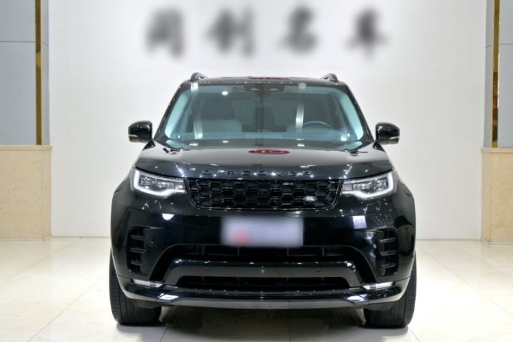 Used Land Rover Discovery 2023 Restyled 360 PS R-Dynamic SE Exterior 1