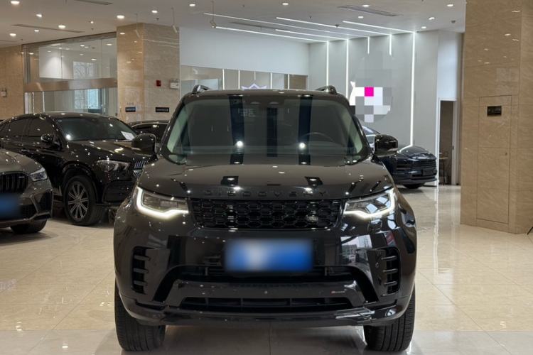 Used Land Rover Discovery 2023 Revised Version 360 PS R-Dynamic S Exterior 3