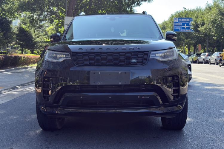 Used Land Rover Discovery 2023 Revised Version 360 PS R-Dynamic S Exterior 7