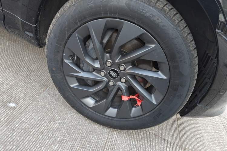 Used Land Rover Discovery 2023 360 PS R-Dynamic S Exterior 7