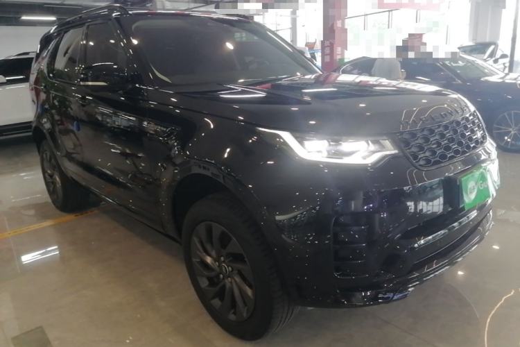 Used Land Rover Discovery 2023 360 PS R-Dynamic S Front Right 45 Deg