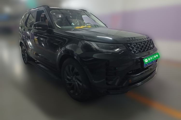 Used Land Rover Discovery 2023 360 PS R-Dynamic S Front Right 45 Deg