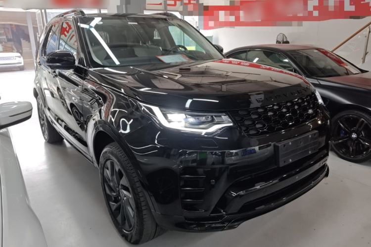 Used Land Rover Discovery 2023 Revised Version 360 PS R-Dynamic S Front Right 45 Deg