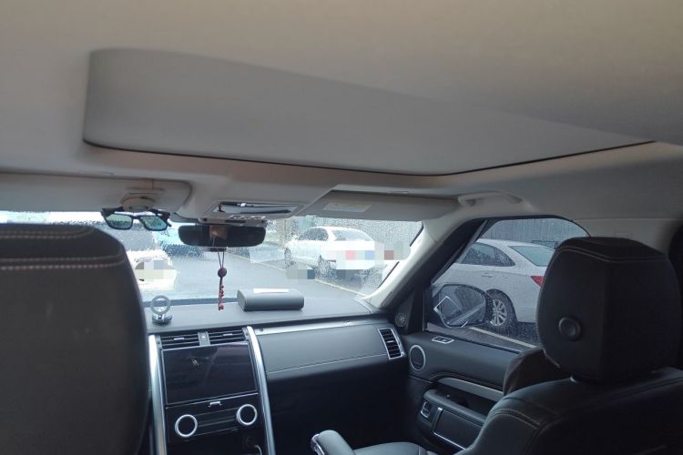 Used Land Rover Discovery 2023 360 PS R-Dynamic S Headliner