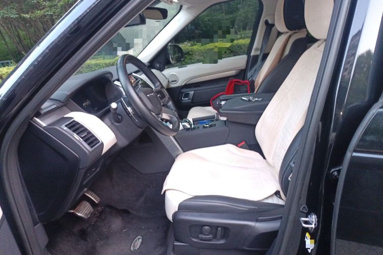 Used Land Rover Discovery 2023 360 PS R-Dynamic S Left Front Seat