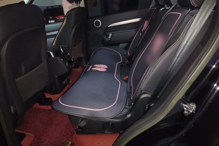 Used Land Rover Discovery 2023 360 PS R-Dynamic S Left Rear Seat