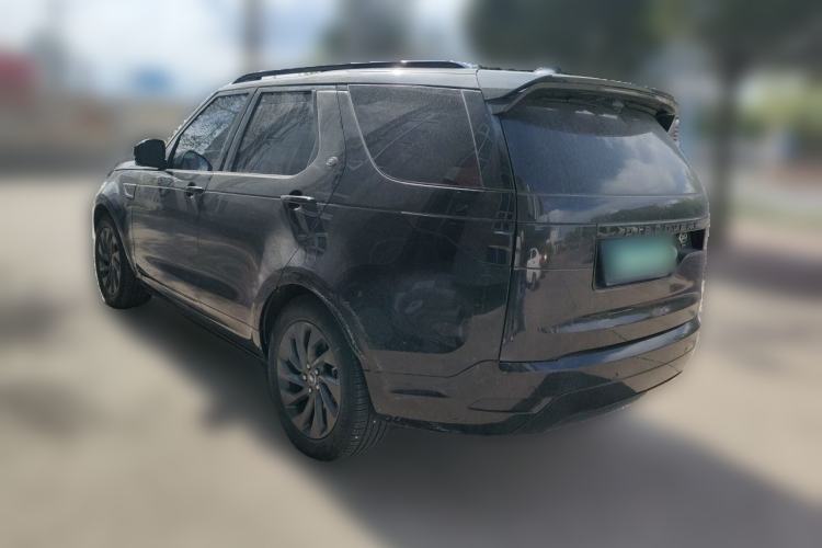 Used Land Rover Discovery 2023 Revised Version 360 PS R-Dynamic S Rear Left 45 Deg