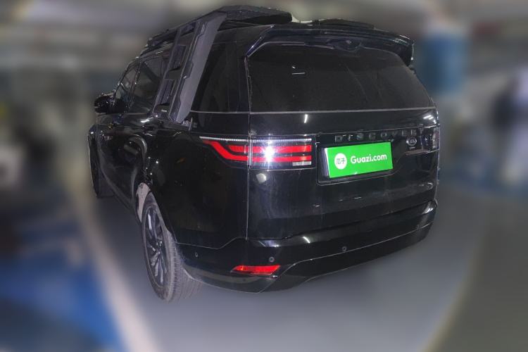 Used Land Rover Discovery 2023 Revised Version 360 PS R-Dynamic S Rear Left 45 Deg