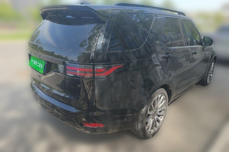 Used Land Rover Discovery 2023 Revised Version 360 PS R-Dynamic S Rear Right 45 Deg