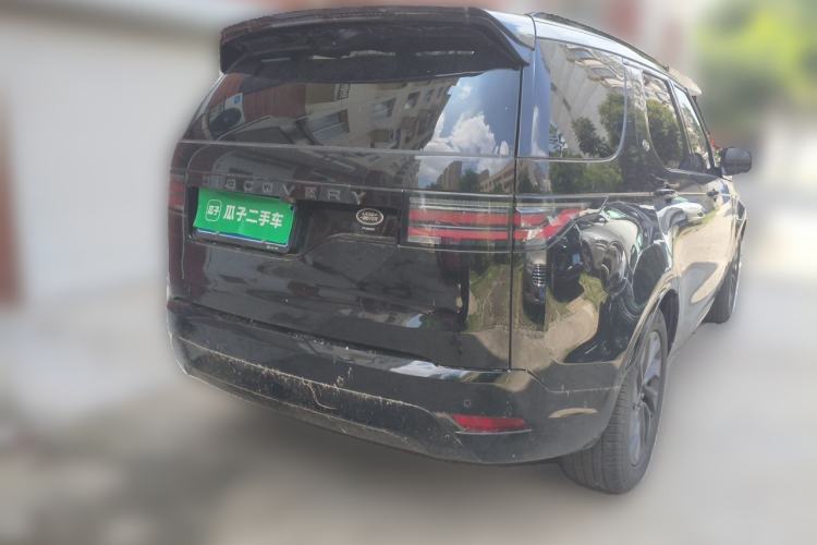 Used Land Rover Discovery 2023 Revised Version 360 PS R-Dynamic S Rear Right 45 Deg