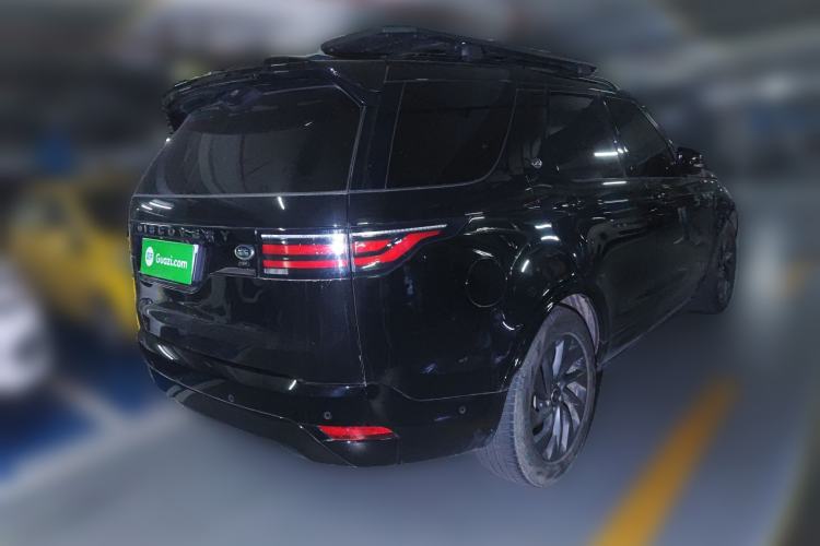 Used Land Rover Discovery 2023 Revised Version 360 PS R-Dynamic S Rear Right 45 Deg
