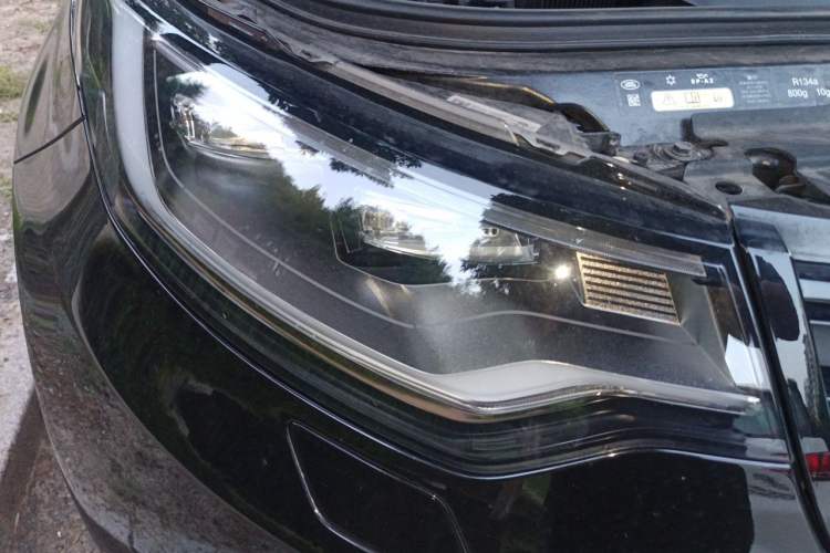 Used Land Rover Discovery 2023 360 PS R-Dynamic S Right Front Headlight