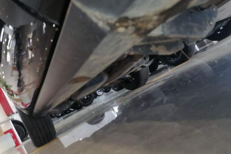 Used Land Rover Discovery 2023 360 PS R-Dynamic S Right Side Sill