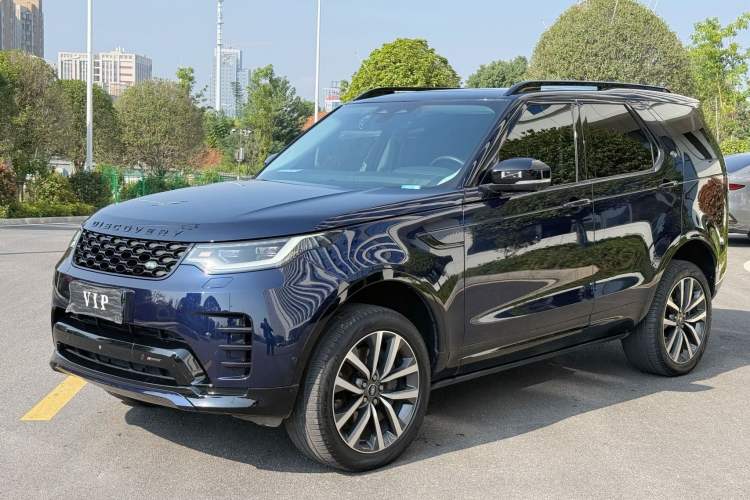 Used Land Rover Discovery 2023 Restyled 360 PS R-Dynamic SE Exterior 1