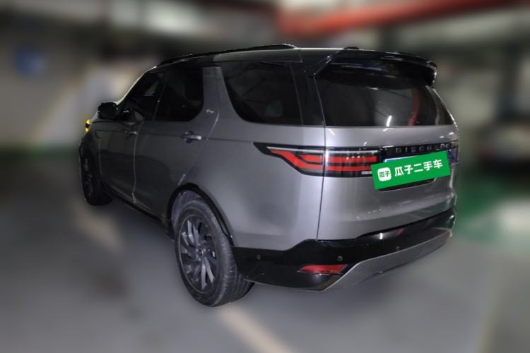 Used Land Rover Discovery 2023 Revised Version 360 PS R-Dynamic S Rear Left 45 Deg
