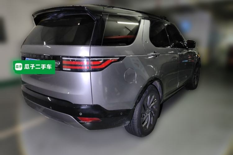 Used Land Rover Discovery 2023 Revised Version 360 PS R-Dynamic S Rear Right 45 Deg