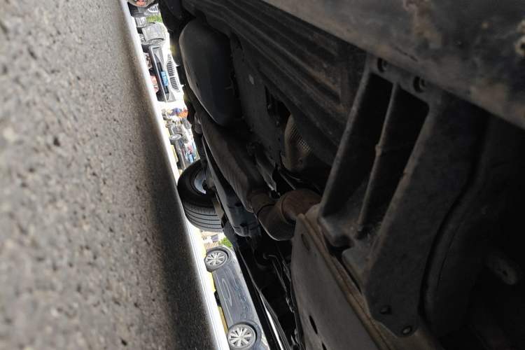 Used Land Rover Discovery 2023 360 PS R-Dynamic S Chassis Front Right