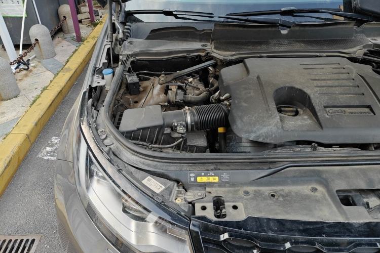 Used Land Rover Discovery 2023 360 PS R-Dynamic S Engine Bay Right