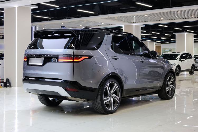 Used Land Rover Discovery 2023 360 PS Metropolitan Edition Exterior 12