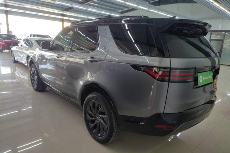 Used Land Rover Discovery 2023 Revised Version 360 PS R-Dynamic S Exterior 2