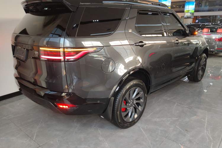 Used Land Rover Discovery 2023 Revised Version 360 PS R-Dynamic S Exterior 5
