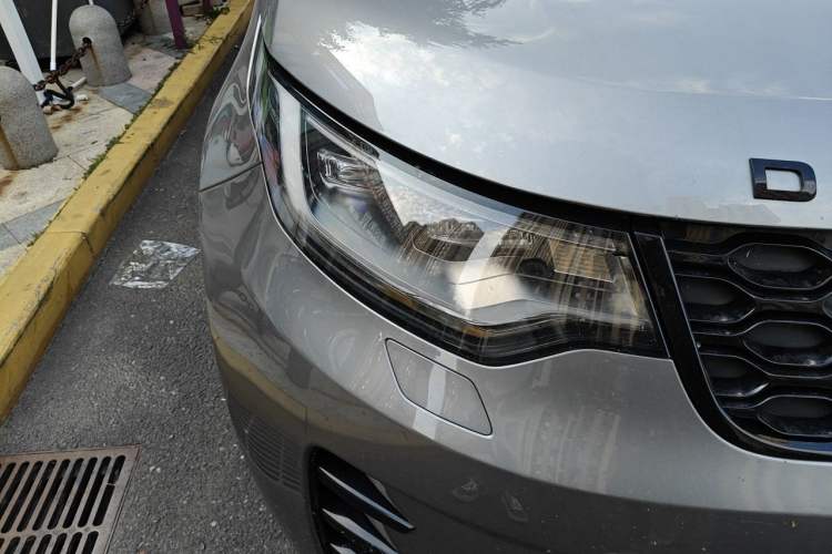 Used Land Rover Discovery 2023 360 PS R-Dynamic S Right Front Headlight