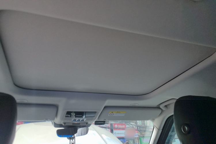 Used Land Rover Discovery 2023 360 PS R-Dynamic S Headliner