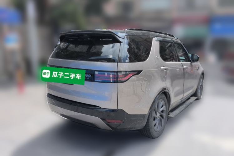 Used Land Rover Discovery 2023 360 PS R-Dynamic S Rear Right 45 Deg