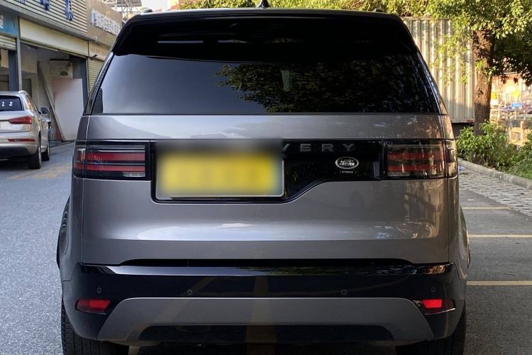 Used Land Rover Discovery 2023 Revised Version 360 PS R-Dynamic S Exterior 2