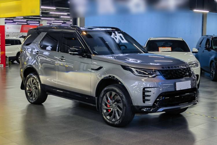 Used Land Rover Discovery 2023 360 PS R-Dynamic S Exterior 2