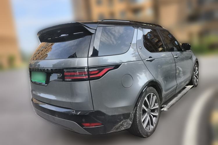 Used Land Rover Discovery 2023 Revised Version 360 PS R-Dynamic S Rear Right 45 Deg