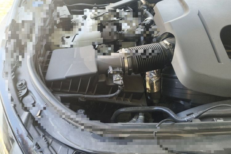 Used Land Rover Discovery 2023 Revised Version 360 PS R-Dynamic S Engine Bay Right