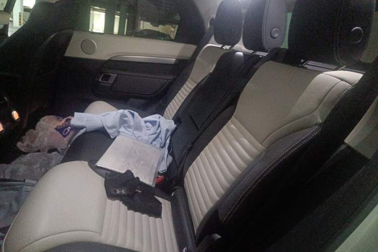 Used Land Rover Discovery 2023 360 PS R-Dynamic S Left Rear Seat
