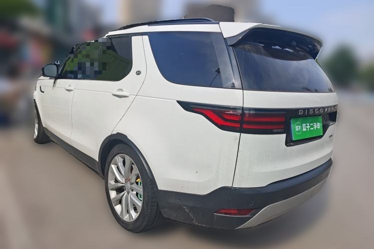 Used Land Rover Discovery 2023 Revised Version 360 PS R-Dynamic S Rear Left 45 Deg