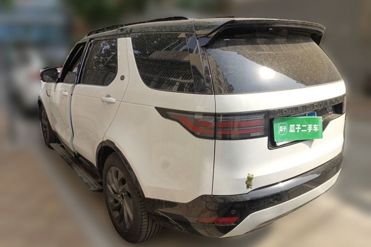 Used Land Rover Discovery 2023 Revised Version 360 PS R-Dynamic S Rear Left 45 Deg
