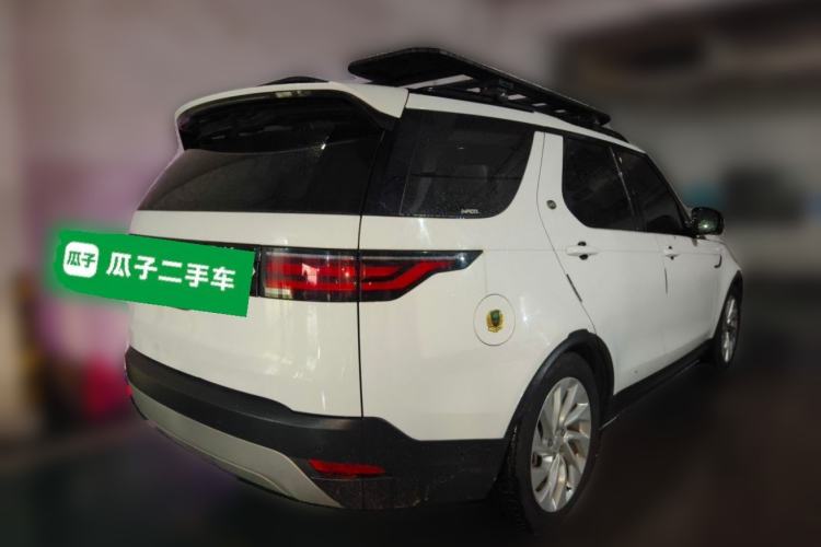 Used Land Rover Discovery 2023 300PS S Rear Right 45 Deg