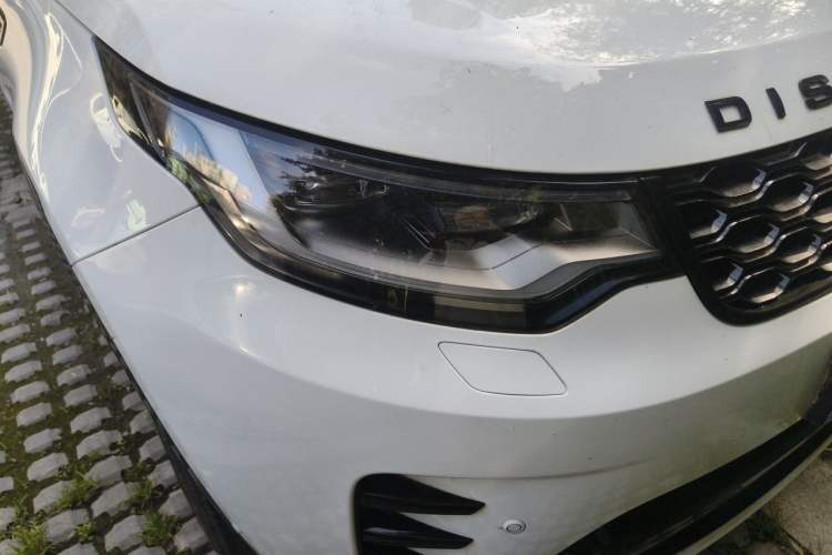 Used Land Rover Discovery 2023 Revised Version 360 PS R-Dynamic S Right Front Headlight