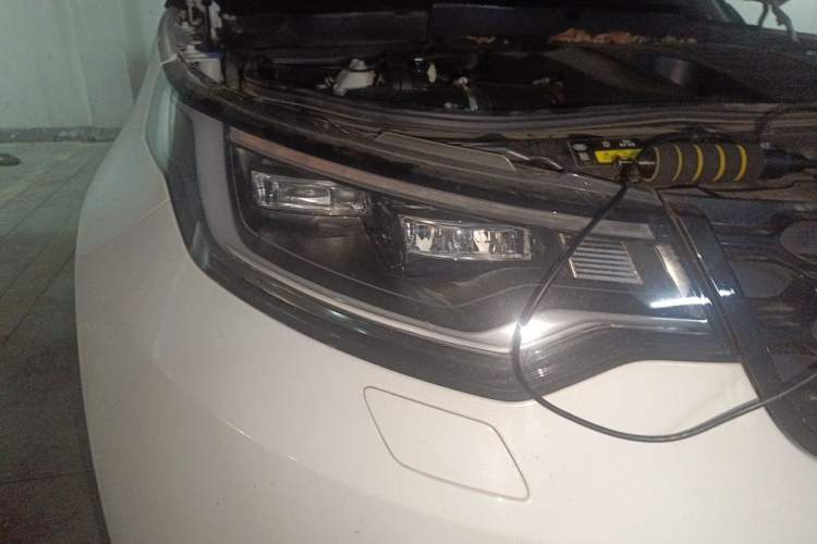 Used Land Rover Discovery 2023 360 PS R-Dynamic S Right Front Headlight