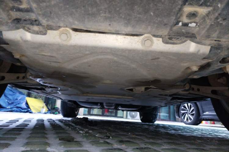 Used Land Rover Discovery 2024 360 PS S Chassis Front