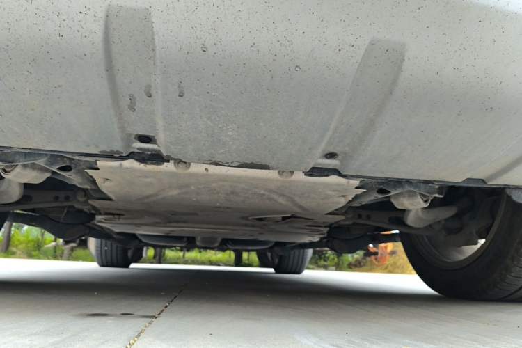 Used Land Rover Discovery 2024 360 PS S Chassis Front