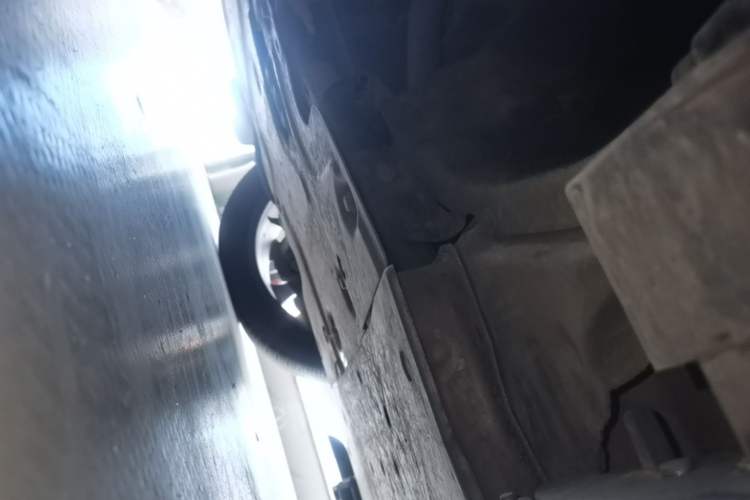 Used Land Rover Discovery 2024 360 PS Dynamic SE Chassis Front Left