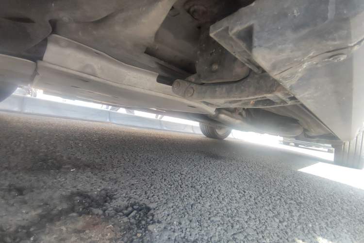 Used Land Rover Discovery 2024 360 PS Dynamic SE Chassis Front Left